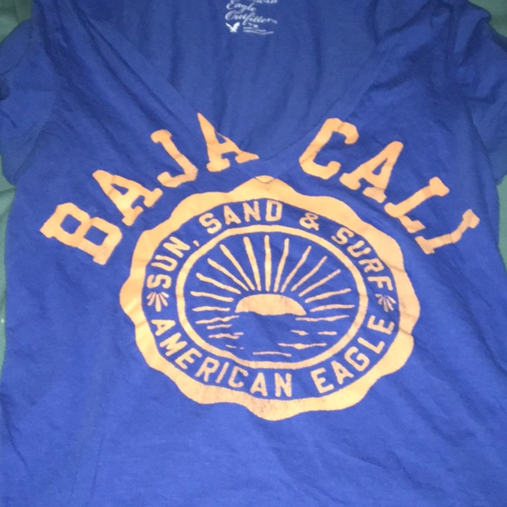 American Eagle short sleeve shirt